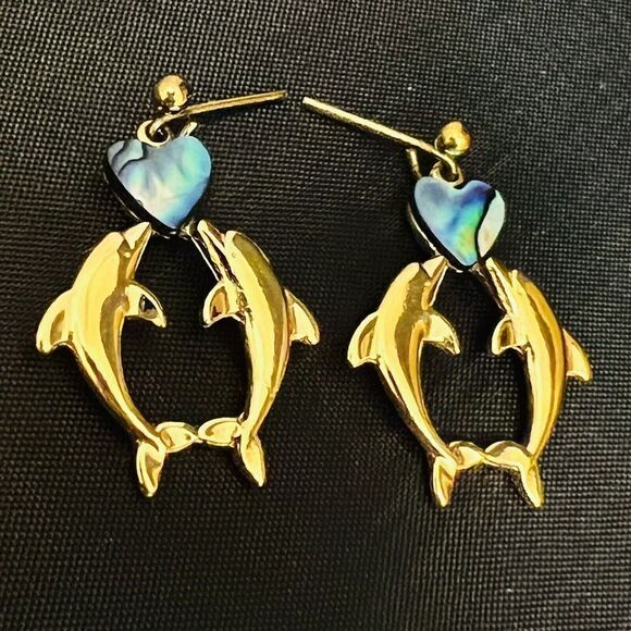 Vintage Weekenders Paua Shell Kissing Dolphins Heart Dangle Earrings Gold 1445 - Picture 1 of 10
